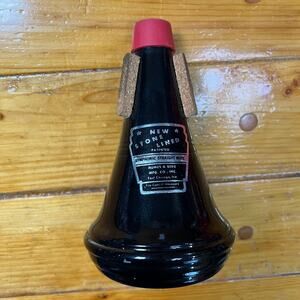 Humes & Berg 106BK Trumpet Symphonic Straight Black Aluminum Stonelined Mute